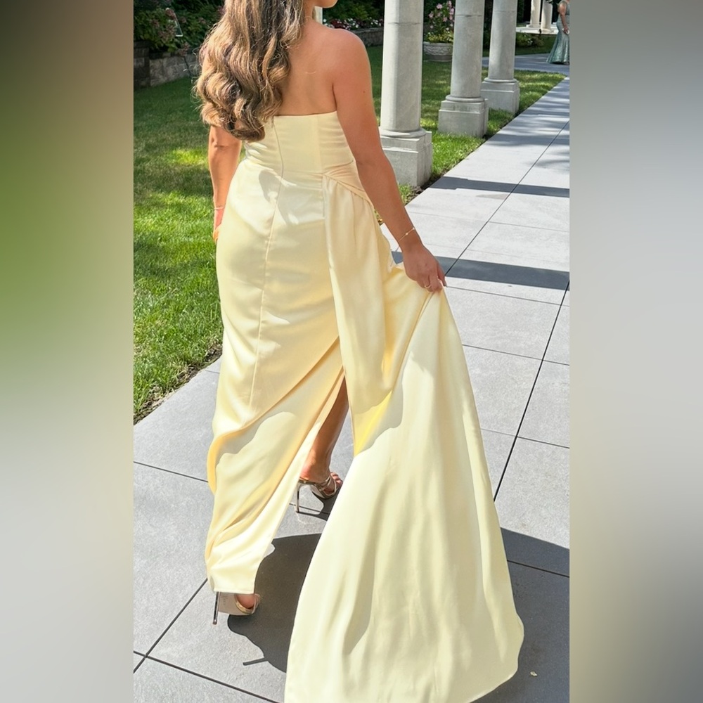 Katie May Strapless Dress in Soft Yellow - Picture 7 of 7